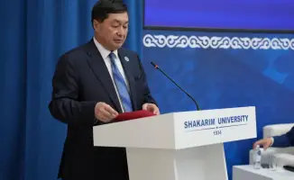 лекция судьи Конституционного Суда Еркина Онгарбаева в Shakarim University конституционная реформа права человека