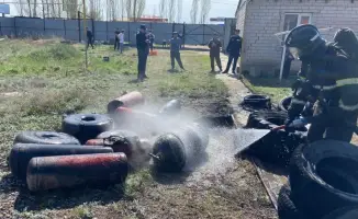 Спасатели МЧС эвакуировали 654 газовых баллона