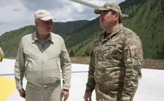 Министр Чингис Аринов проверил новую вертолетную площадку "Кольсай" в Алматинской области