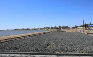 В Шалкаре стартовало строительство нового парка у озера: работы на 30% завершены