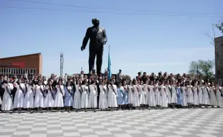 Более 100 тысяч школьников: новый старт в Абае!