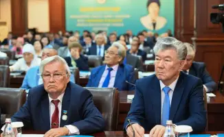 Конференция в Кызылорде: анализ вклада Алмагуль Божановой в развитие региона и гражданского общества