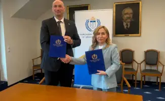 Казахский национальный университет спорта и Венгерский университет спорта подписали соглашение о создании Excellence Center для совместных образовательных программ и научных исследований.