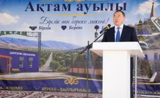Встреча с писательницей Сауле Досжан: поддержка молодежи и развитие литературы в Уйгурском районе