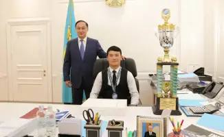 Чтение как искусство: Ербол Карашукеев и его призёры