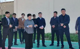 Местные жители Шымкента обеспокоены качеством связи и необходимостью установки базовых станций