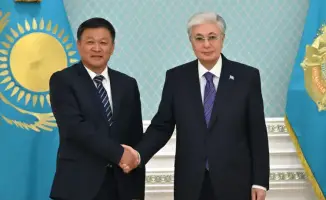 Президент встретился с главой Xinjiang Lihua для обсуждения хлопково-текстильного кластера