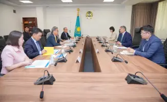 Саясат Нурбек и профессор KAIST Пак Чжин обсудили реформы в образовании Казахстана