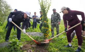 Дни чистоты в Алматинской области участие 39 тысяч человек сбор 760 тонн мусора