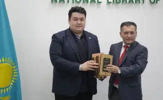 Национальная библиотека Казахстана принимает рукописи XIX века, подчеркивая важность сохранения культурного наследия