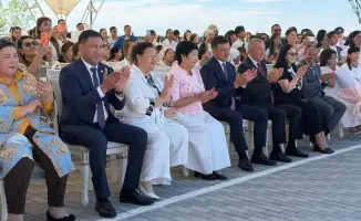 Туркестан: Торжество для выпускников школы №32