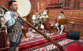 Участники этнокультурного мероприятия в Астане восхищены древними музыкальными инструментами и патриотической атмосферой